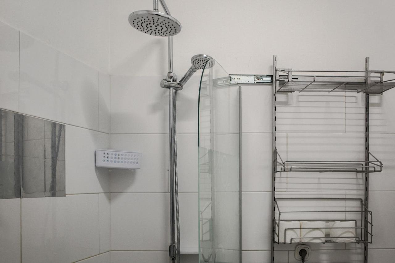 Joyful 2Br Shared Apt Near Millenium Tower & Danube River ウィーン エクステリア 写真