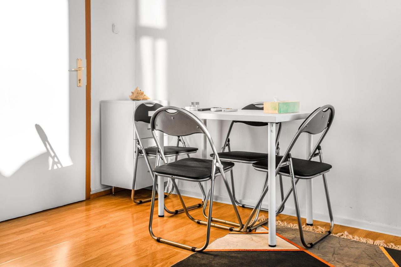 Joyful 2Br Shared Apt Near Millenium Tower & Danube River ウィーン エクステリア 写真