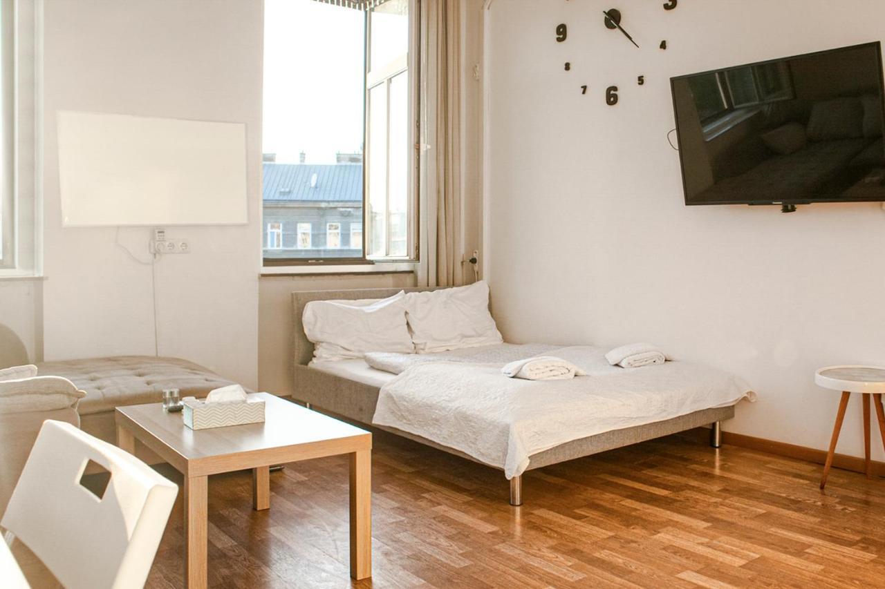 Joyful 2Br Shared Apt Near Millenium Tower & Danube River ウィーン エクステリア 写真