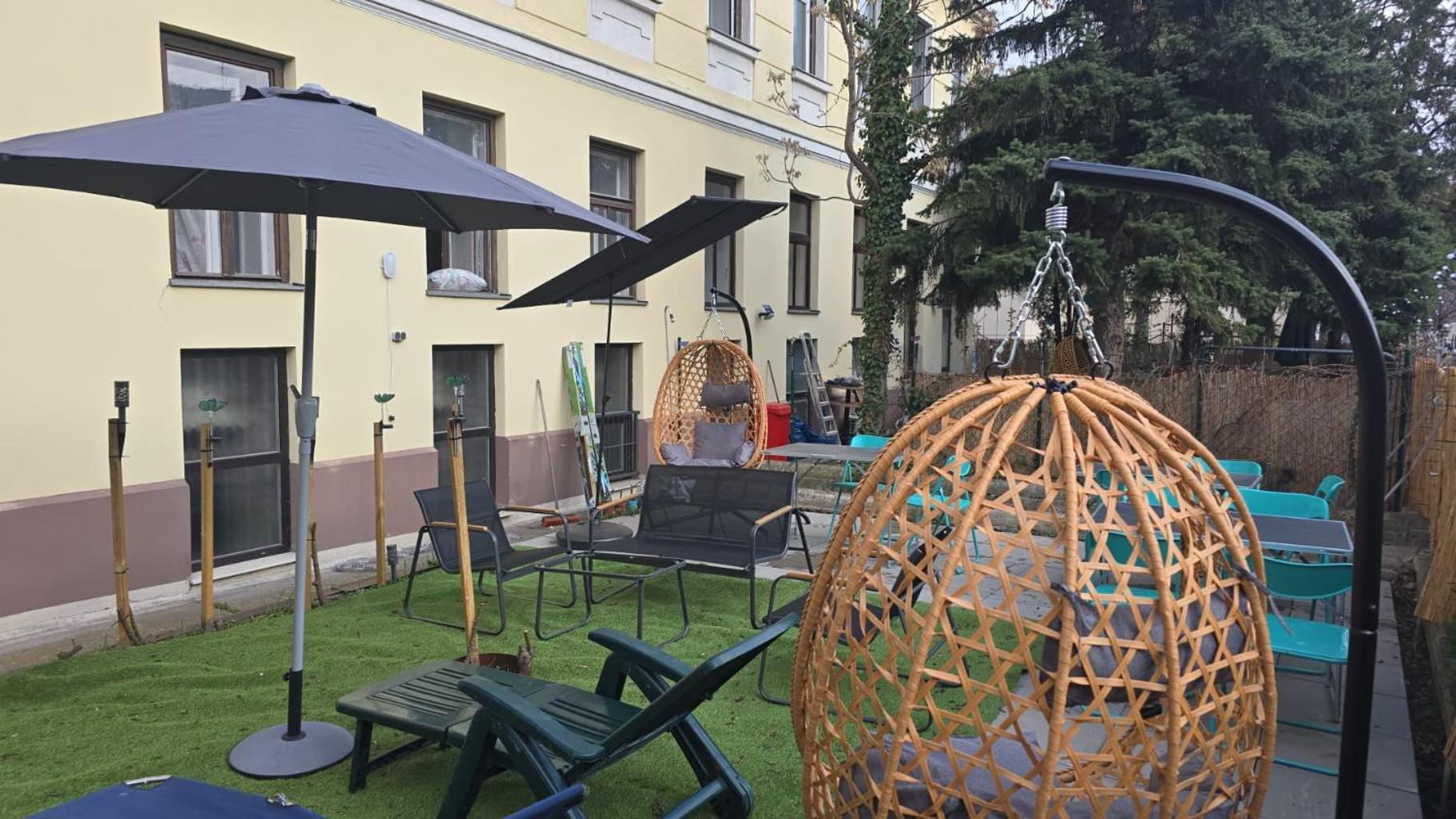 Joyful 2Br Shared Apt Near Millenium Tower & Danube River ウィーン エクステリア 写真